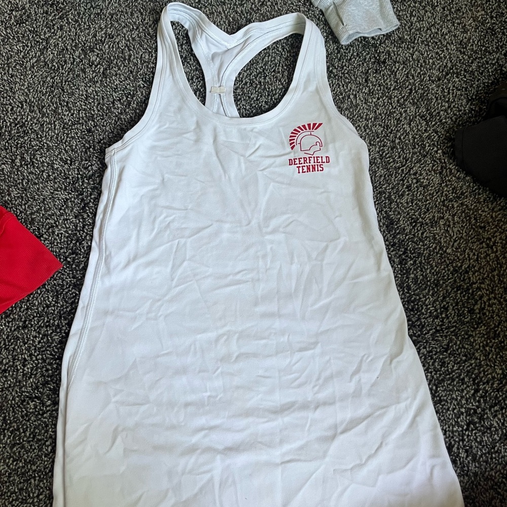 2 lululemon tank top with Deerfield Highschool tennis logo on it. Perfect tanks